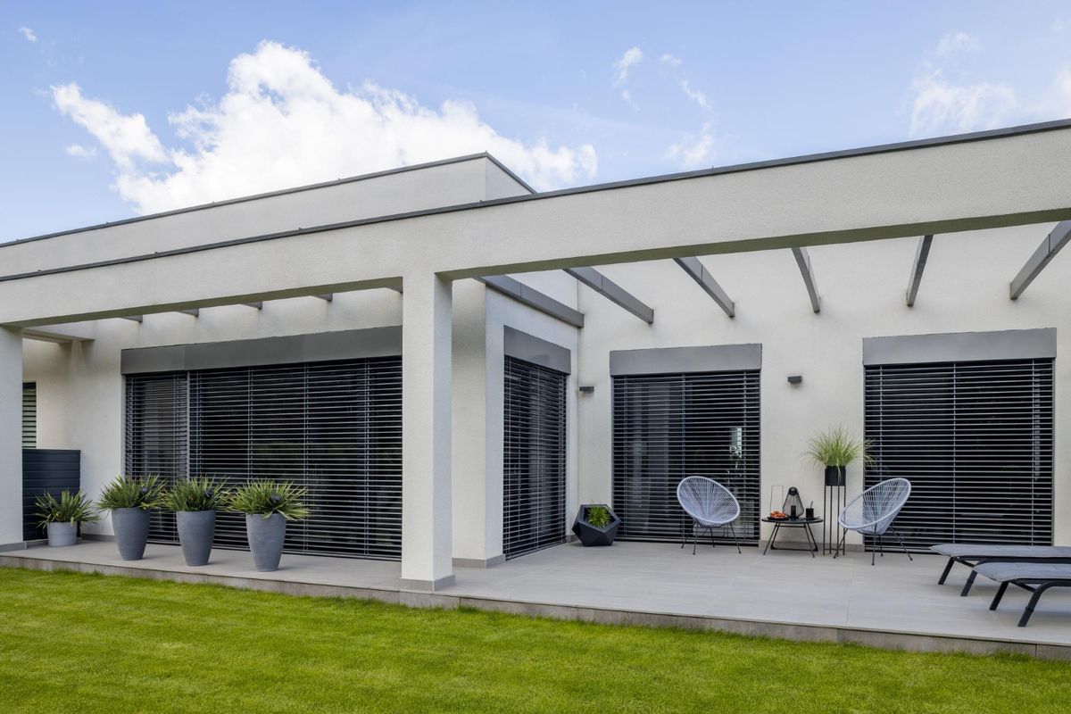 zsaluzia referencia (2)